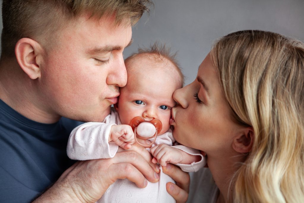Permiso de maternidad y paternidad